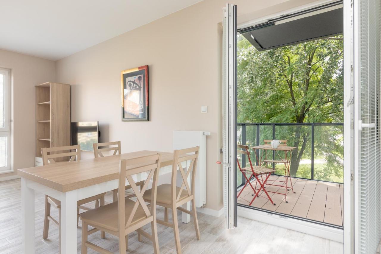Metro Wilanowska Comfortable Apartment Варшава Экстерьер фото