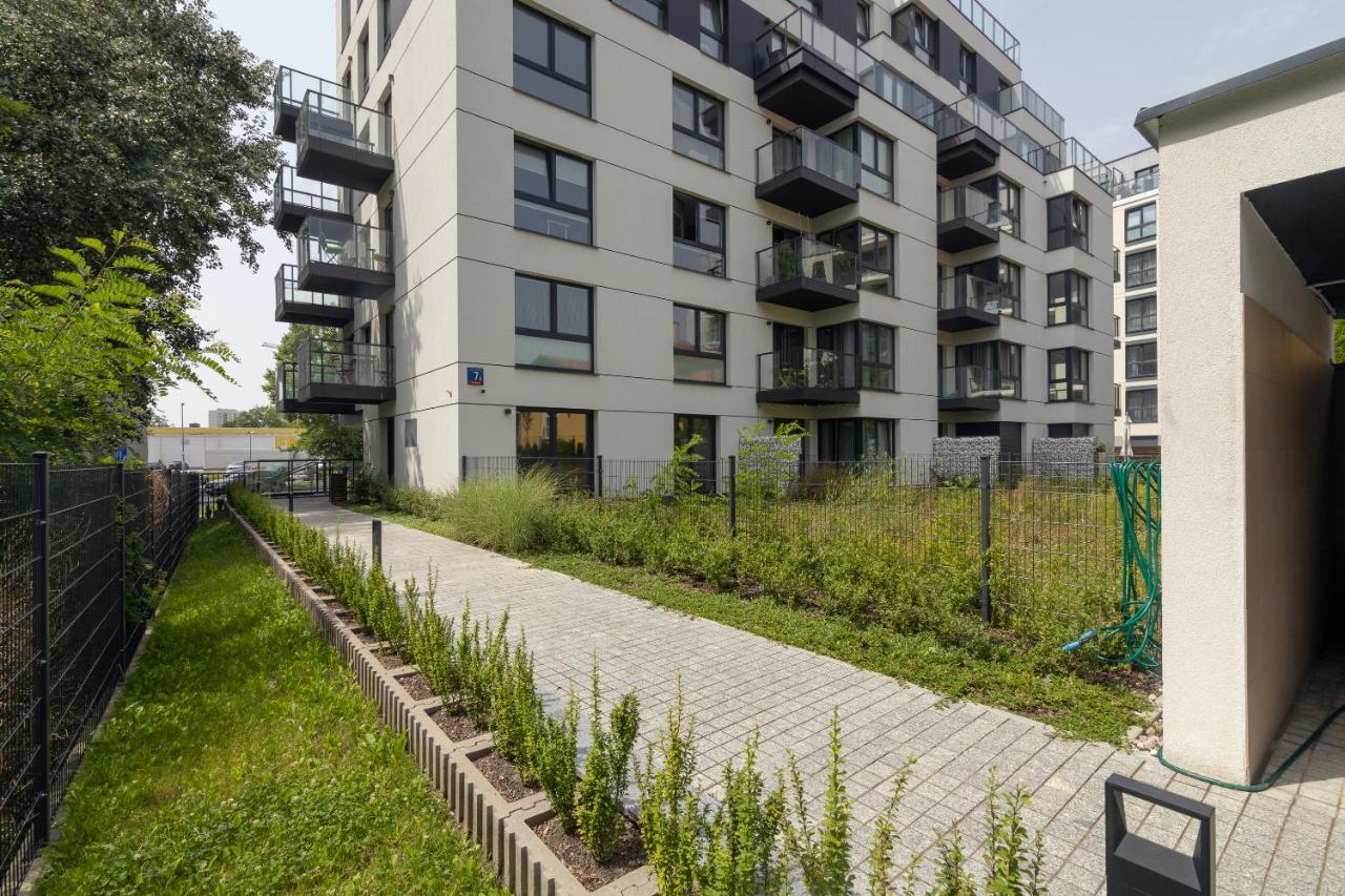 Metro Wilanowska Comfortable Apartment Варшава Экстерьер фото
