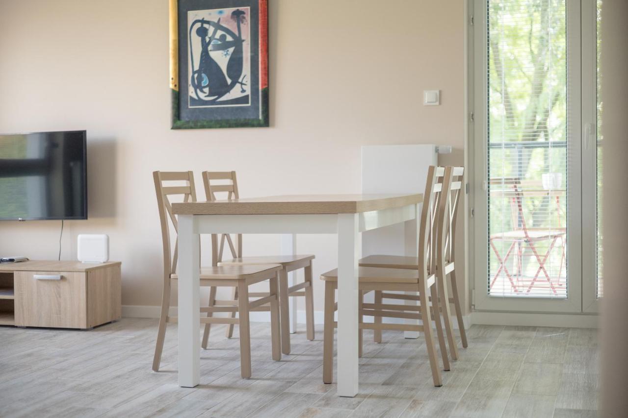 Metro Wilanowska Comfortable Apartment Варшава Экстерьер фото